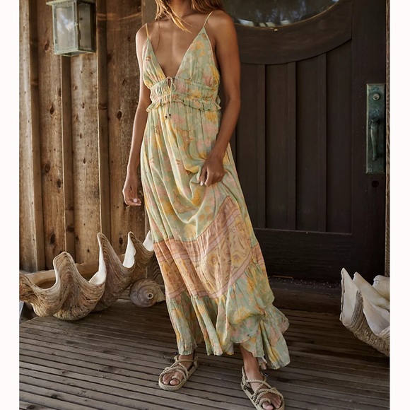 Butterfly Gardens Muted Greens Boho A Line Sleeveless Brunch Maxi Dress, Gown - Picture 7 of 16